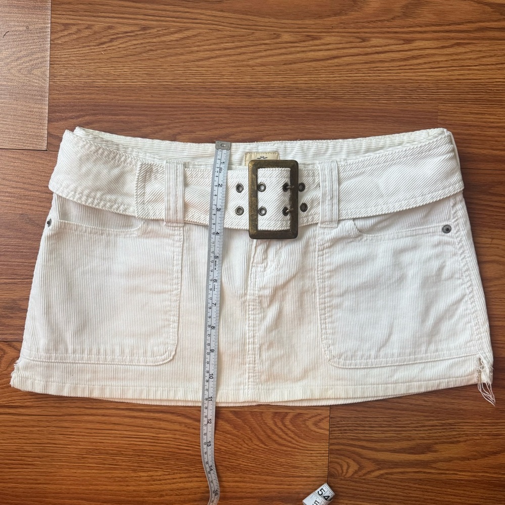 Y2K abercrombie & fitch A&F white corduroy skirt size 4